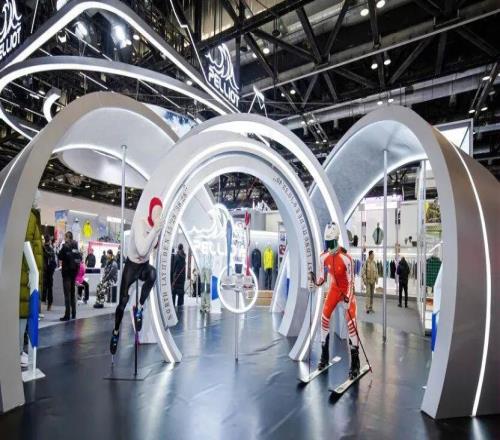 伯希和不只站在“世界之巅”了大公司