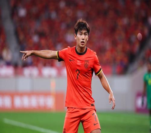 期待！21岁国足红星终率队进中超连2年获中甲本土金靴+狂轰33球