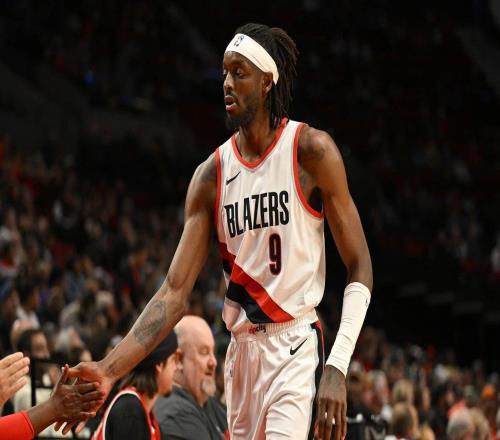 格兰特替补轰29分，创开拓者队史揭幕战替补得分新高