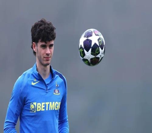 图片报：多特有意引进阿奇格雷顶替布兰特，拜仁也在关注他