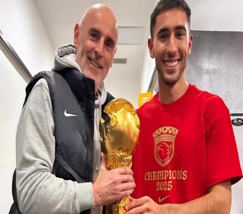 成都蓉城0扣分后，却做了一个很不明智的决定，不纠错，争冠堪忧