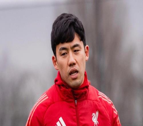 斯洛特：远藤航脚部受伤，将会缺席相当长一段时间