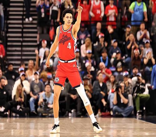 面对库里砍20+7，三分命中率39%，二轮秀又如何他已成快船新太子