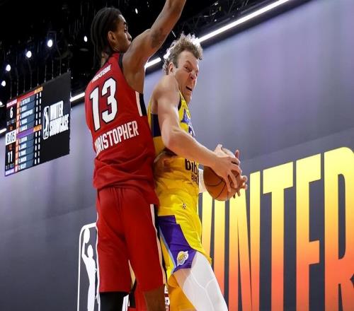 太不稳定了！湖人二队先发中锋又一次打出了灾难级别的表现