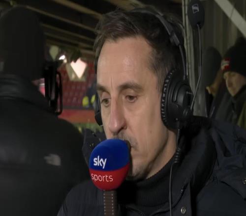 内维尔：阿莫林把事情复杂化了球迷有时候只是想看得开心