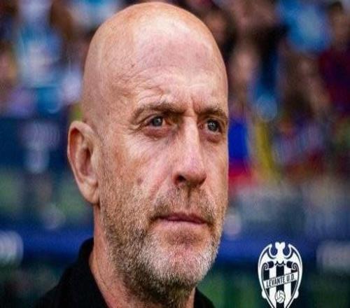 官方：莱万特主帅卡莱罗下课球队本赛季西甲仅积9分排倒二