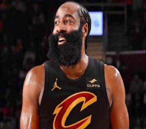 哈登否认申请交易，称自己离开是帮助快船获得重建筹码