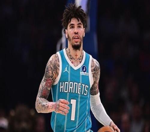 拉梅洛鲍尔今日战步行者将替补出战为近六年来首次