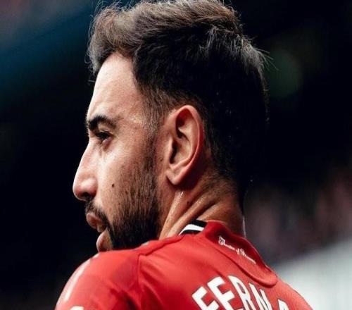 仍旧魔术师，B费本赛季各项赛事已送出10次助攻