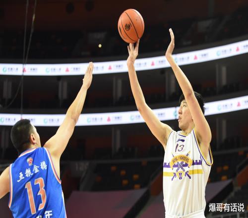 宗赞：被称“野球圈第一身价”，职业球员降维打击何去何从