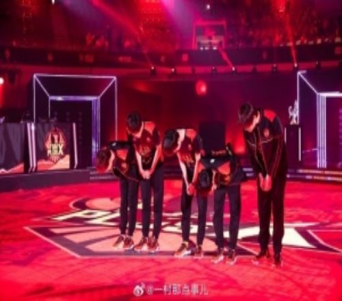 摄影师一村分享19FPX照片：人啊，其实就是活那么几个瞬间