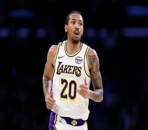 实在是太不稳定了！湖人后场新星这次又打出了一场灾难级的表现