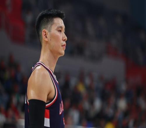 经纪人：书豪离开CBA最直接因素是感染新冠隔离3月对他打击巨大