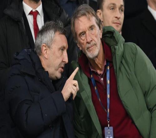 只出不进，曼联1月无任何引援+兜售3名球员、外租4名小将