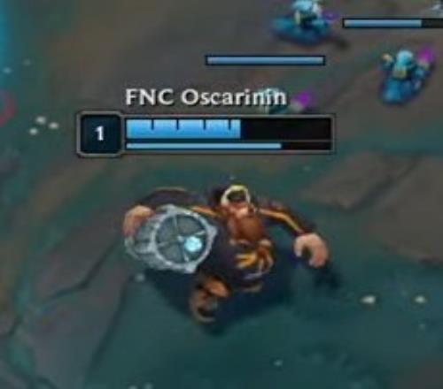 respect！昨天FNC对战BDS的比赛中Oscarinin掏出酒桶致敬Shushei