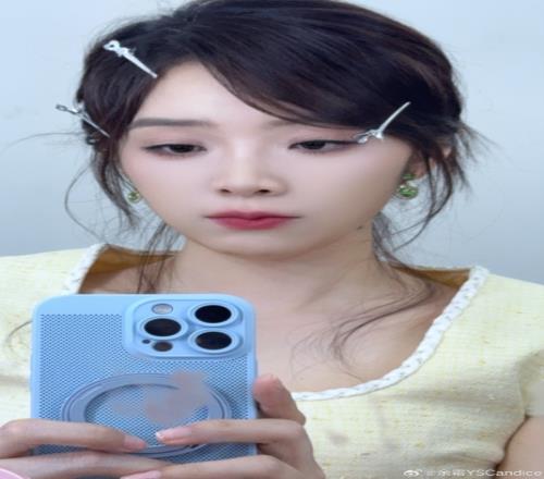 余霜晒照：3点化妆五小时过去了还没上班已经失去灵魂