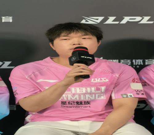 今天是谦虚Bin！Bin圣枪哥经常选冷门英雄让我学习到了一些东西