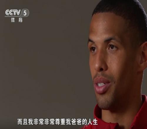 里瓦尔迪尼奥：世界上只有一个里瓦尔多，我有自己的人生道路要走