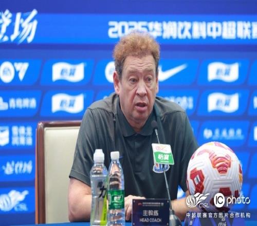斯卢茨基：紧密赛程对球员身体压力非常大特谢拉会带来积极一面