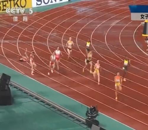 世界田径女子4x100米接力：中国队掉棒小组垫底，无缘直通世锦赛
