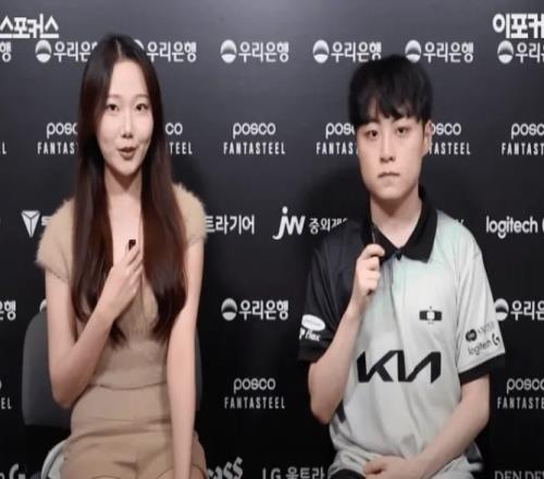 SMK：如果能打进MSI就能晋级世界杯一般做我知道的足球庆祝动作