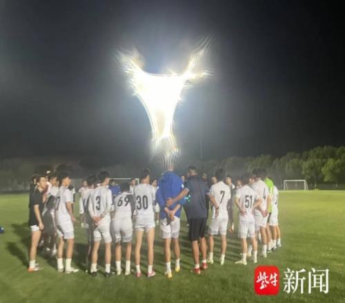 一票难求！江苏城市足球联赛南京vs无锡预计将超过1万名观众