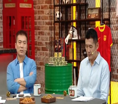 黄健翔杨晨谈国足未来：国足要开始彻底更新换代，选帅要选合适的