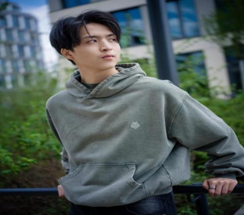 G2官方晒选手照片：准备在MSI赛场上赢得冠军了