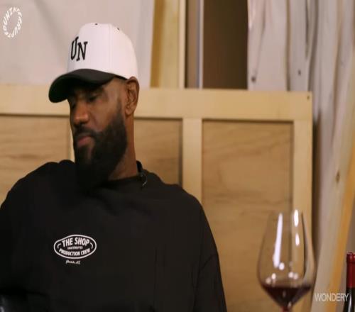 KD：我不能接受罚球命中率仅85%詹姆斯：好好好我理解