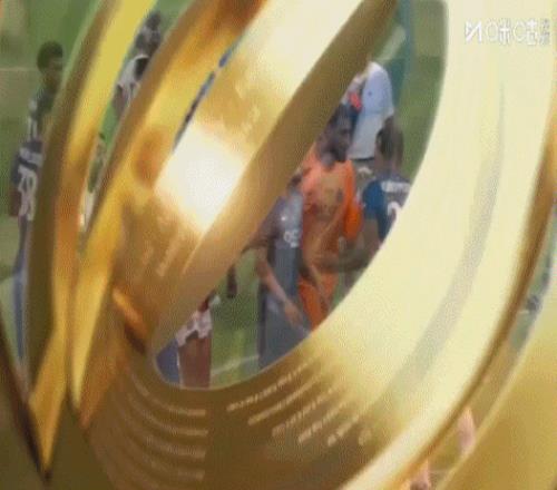 巴黎主席纳赛尔：恩里克只是想去阻止冲突，并被卷入其中