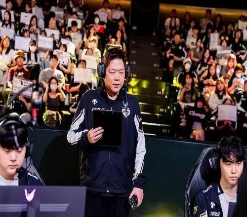 金晶洙：当前版本非常适合GEN，Ruler能玩所有下路英雄
