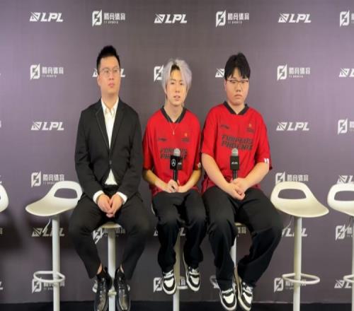 FPX赛后群访银河：比之前感觉更轻松了今天状态没有到特别好