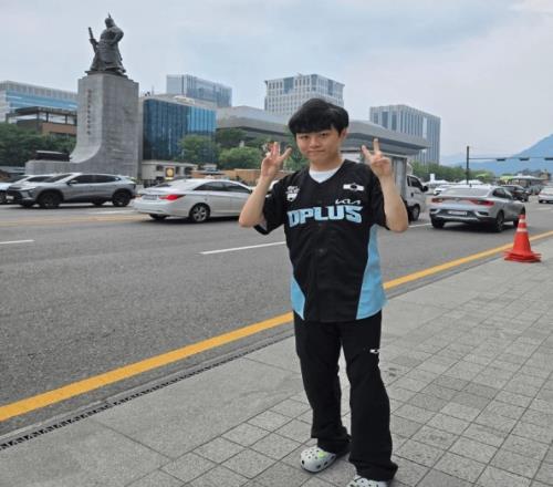 ShowMaker感谢粉丝：我很幸运，会一辈子心怀感恩，努力回报大家