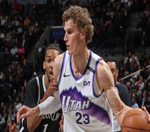 马尔卡宁30+8克洛尼29分爵士客场击败篮网