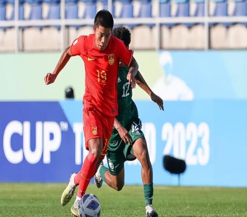 毛伟杰和蒯纪闻再次同框亮相，蒯纪闻社媒发动态确认，引发热议