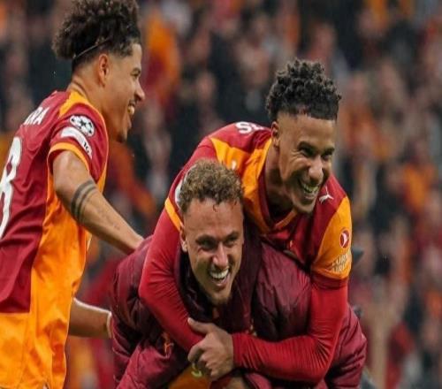 欧冠大冷门！加拉塔萨雷主场52血洗尤文图斯