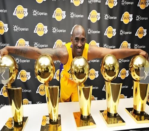 满打满算，乔丹之后NBA只出现3位超巨，奥尼尔和邓肯都算点意思