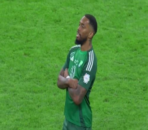 英国税改的镰刀割不到赢麻了的托尼