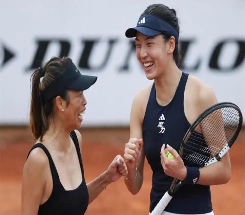 又美又能打！王欣瑜女双20轻松闯关：24岁中国莎娃闪耀法网