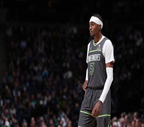 华子缺席！森林狼逆转送太阳3连败布克34+6兰德尔32+7