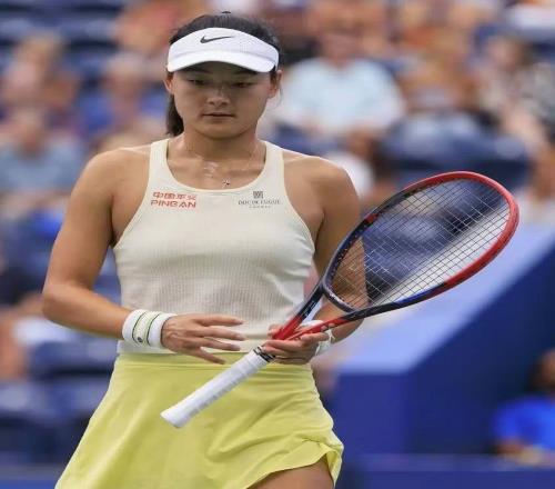 王雅繁因伤退出澳网，中国女单仅剩两人，梅总进决赛迎城市定律