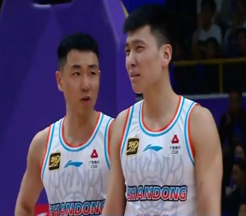 山东男篮和广厦、北控一组，巴尔文成绯闻外援，球队将配齐四外援