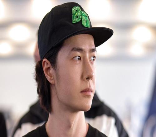 携手王一博，UNDEFEATED引流赛车潮流