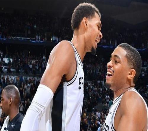 保持不败！马刺创队史最佳开局近十年首次五连胜