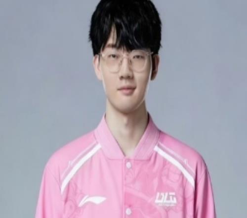 解说MacT转发BLG官宣Viper加入：到贤别来无恙