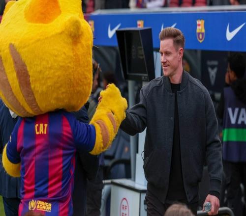 每体：特尔施特根在斯坦福桥现场观战，他接近回归球队合练