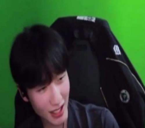 Peanut：复出的话是有可能的，等LOL2出了冲冲看