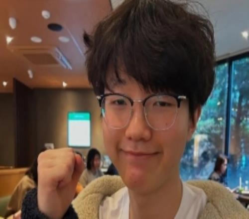 韩国明天2026高考KT上单PerfecT更新社媒：祝明天考试的大家好运