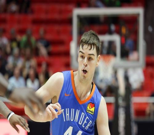 吉昂+托皮奇均被裁NBA卫冕冠军雷霆将无人参加本届欧锦赛