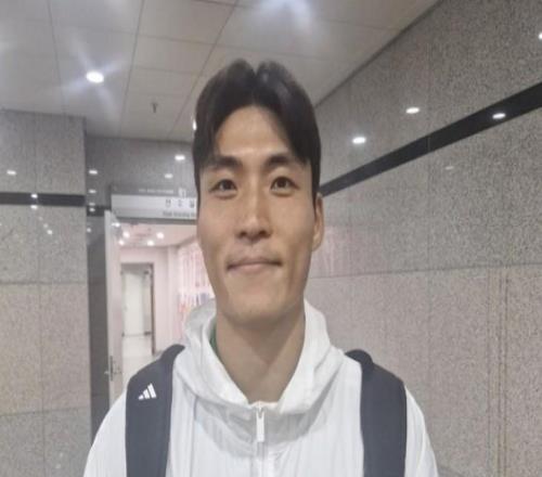 朴镇燮：我正在找中文老师队友们经常带我去韩餐馆吃饭